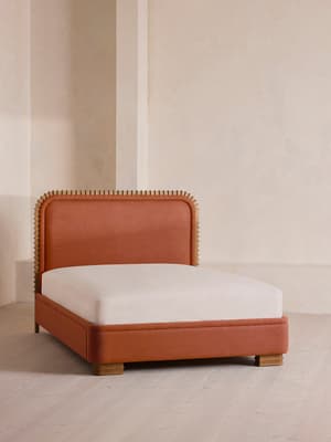 Angus Bed - Queen - Linen - Antique Rose - US - Listing Image