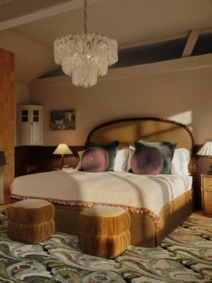 Mika Bed - King - Linen - Ochre - US - Hover Image