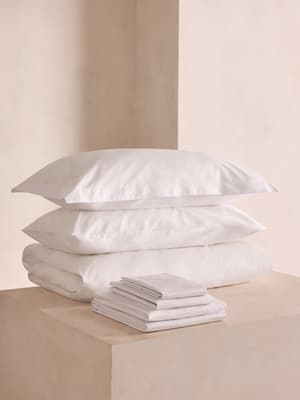 Goose Down and Bedlinen Set - Queen - US - Listing Image