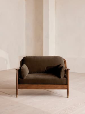 Atlanta Loveseat - Velvet - Chocolate - Hover Image