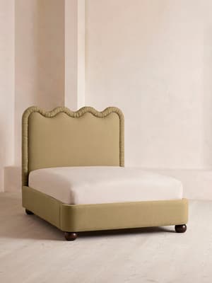 Tristan Bed - King - Linen - Wheat - US - Listing Image