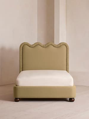Tristan Bed - King - Linen - Wheat - US - Hover Image