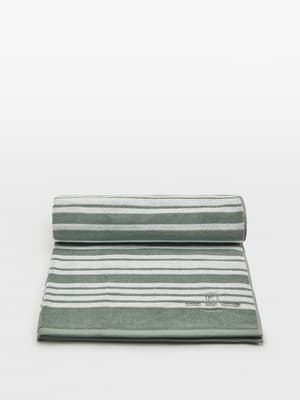 House Pool Towel - Soho Roc House - Listing Image