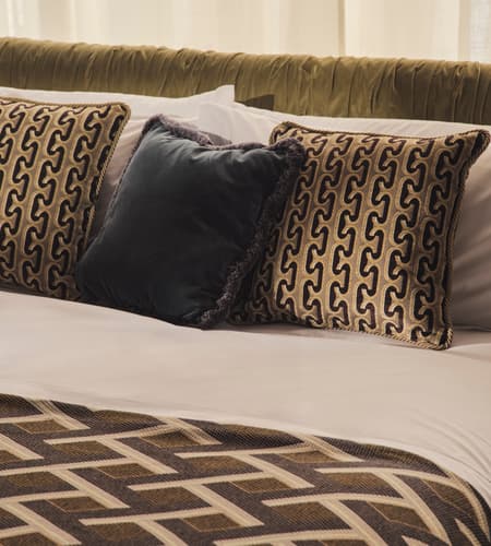 SMALL SQUARE CUSHION STUDIO 54