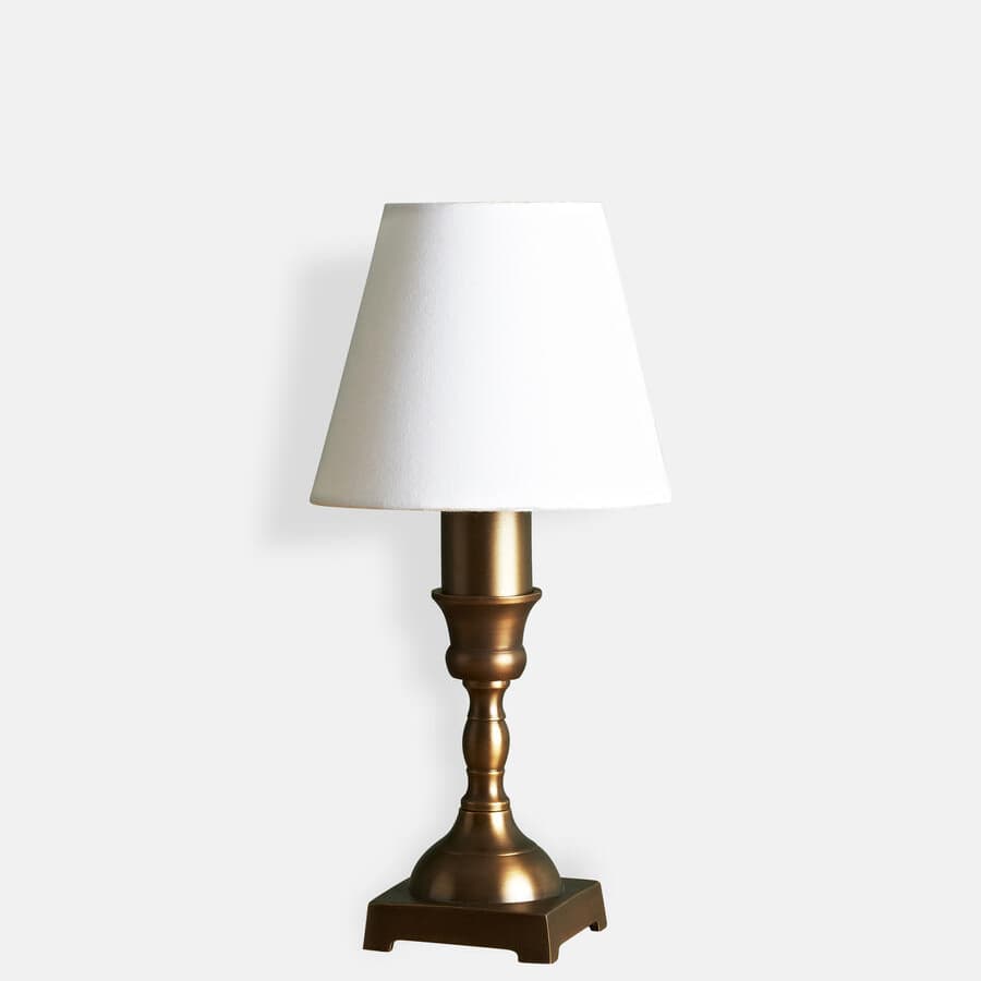 Cinema Table Lamp - Images - Image 3