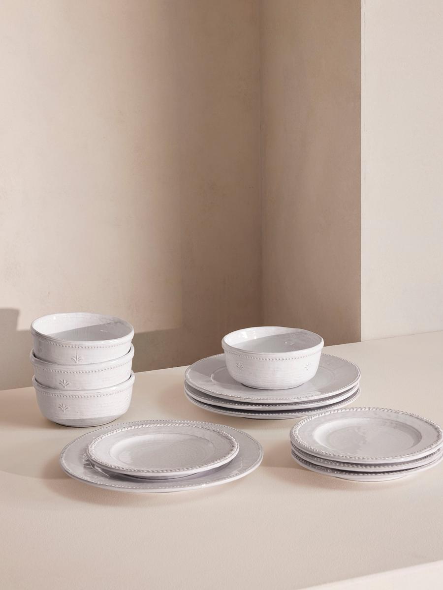 Hillcrest White 12 Piece Dinnerware Set