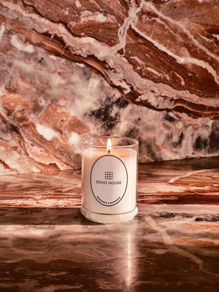 SOHO HOME BERGAMOT & MANDARIN CANDLE 250G