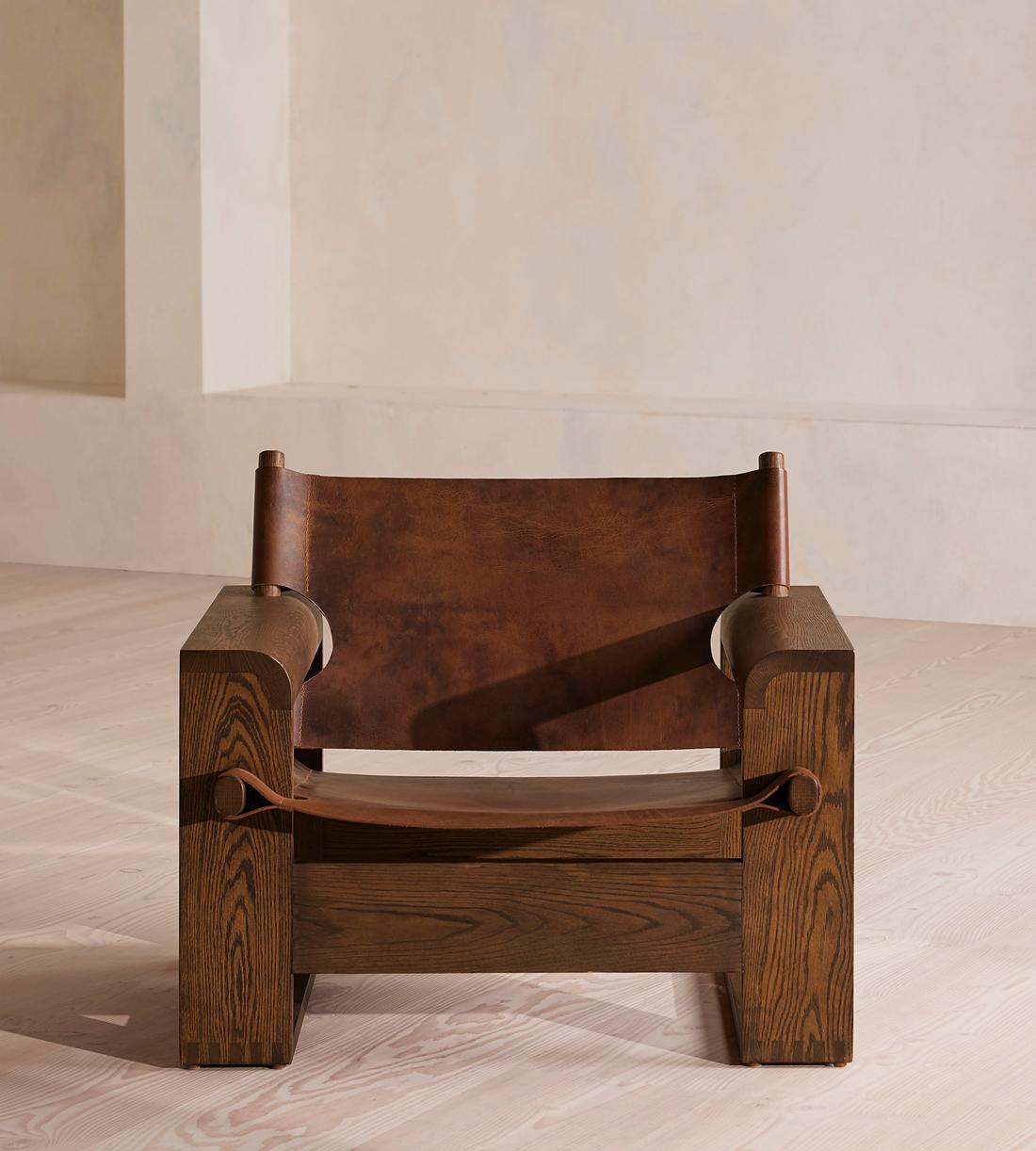 Gabriel Armchair, Leather, US