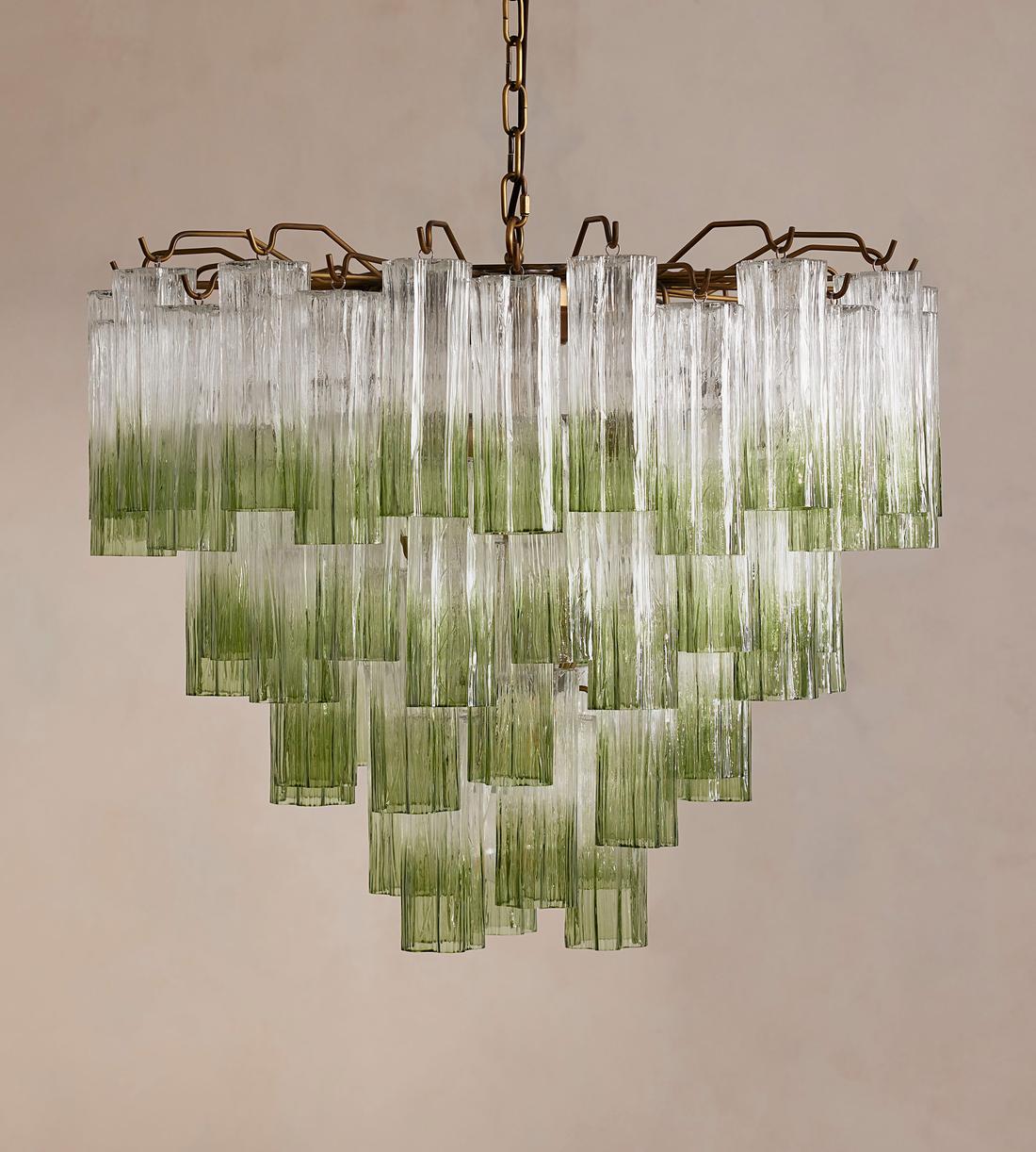 Chiara Chandelier, Green, UK