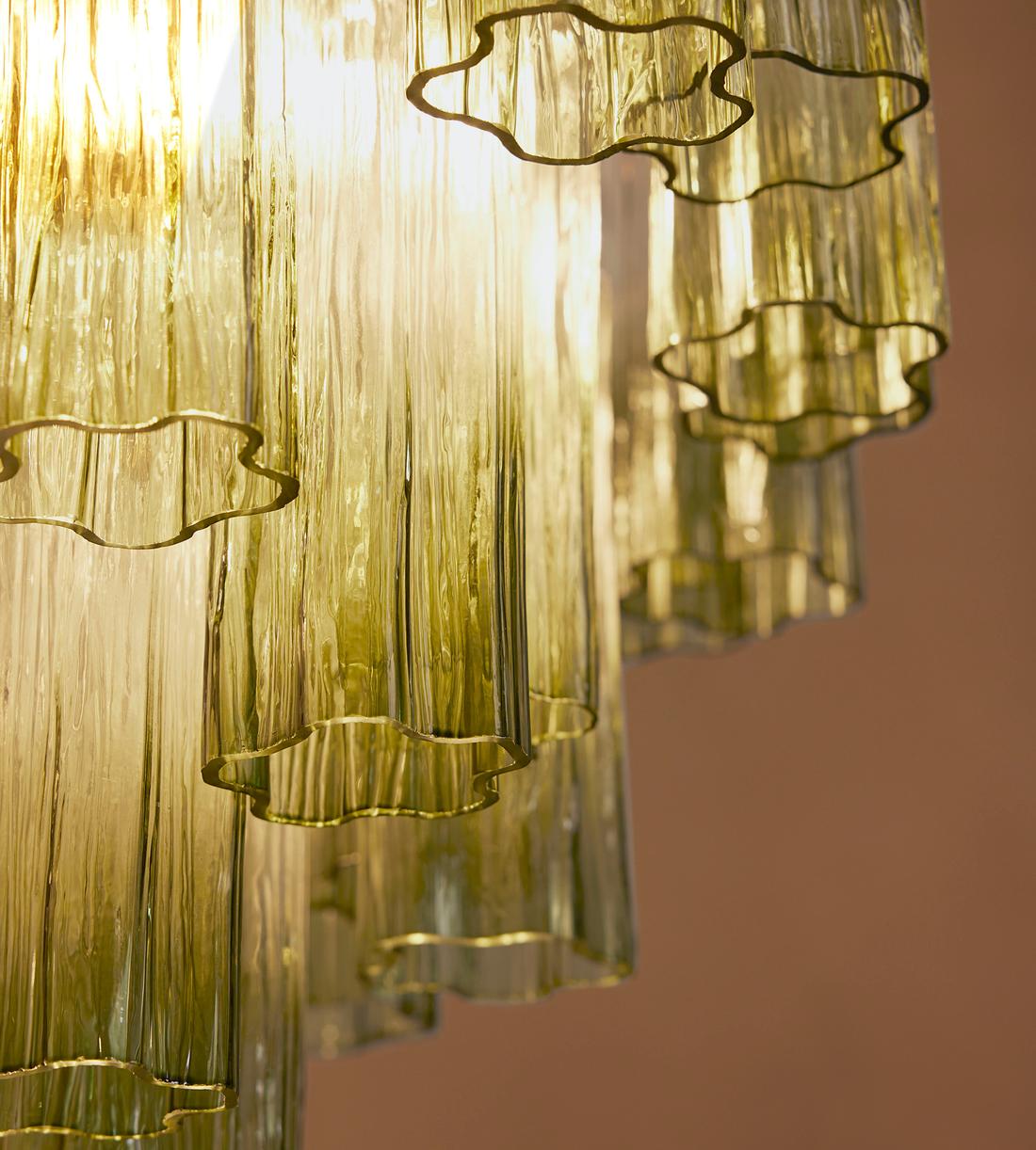 Chiara Chandelier, Green, UK