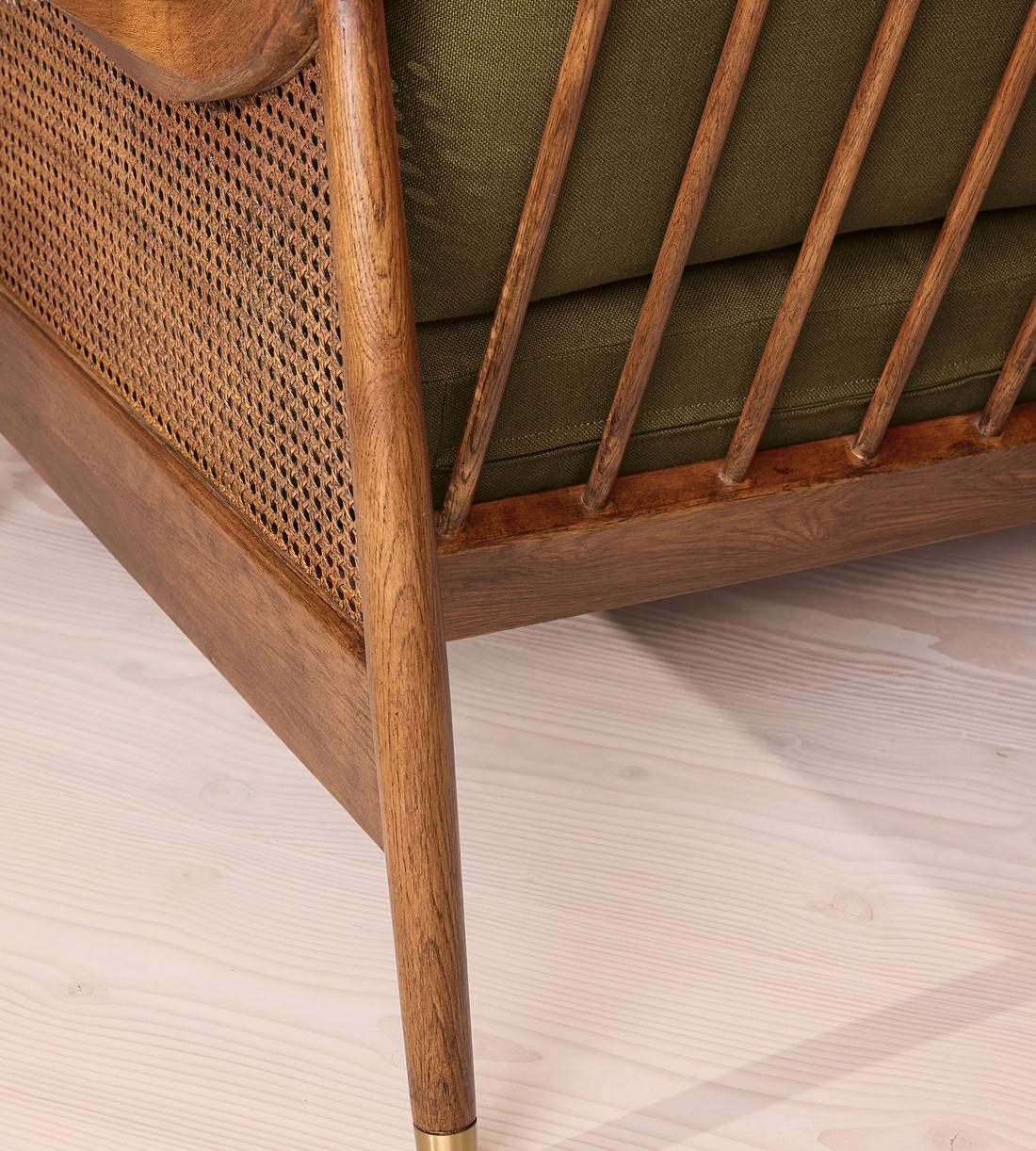 Atlanta Four Seater Sofa, Linen, Olive, US