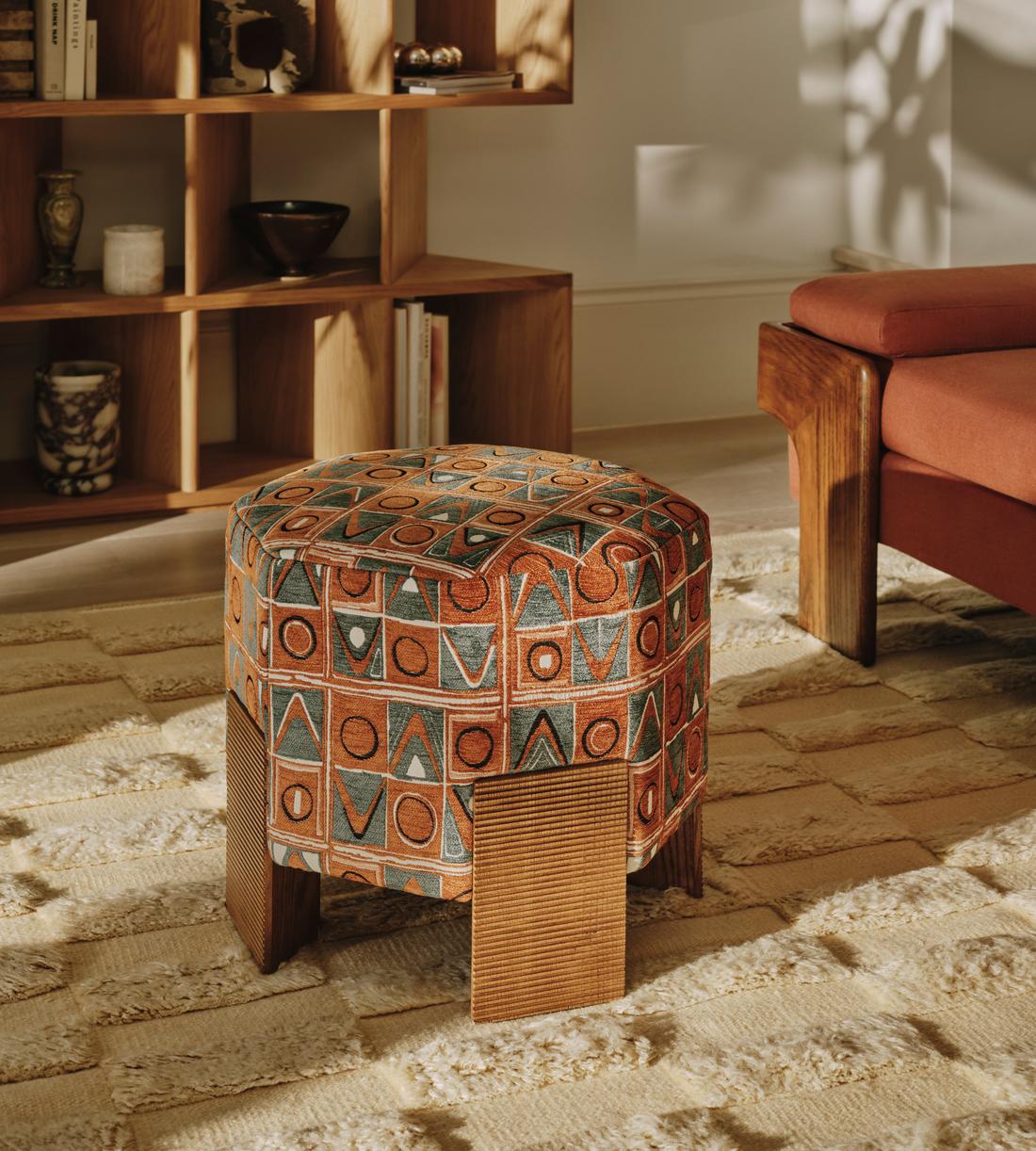 Alvin Footstool, Lumi Jacquard