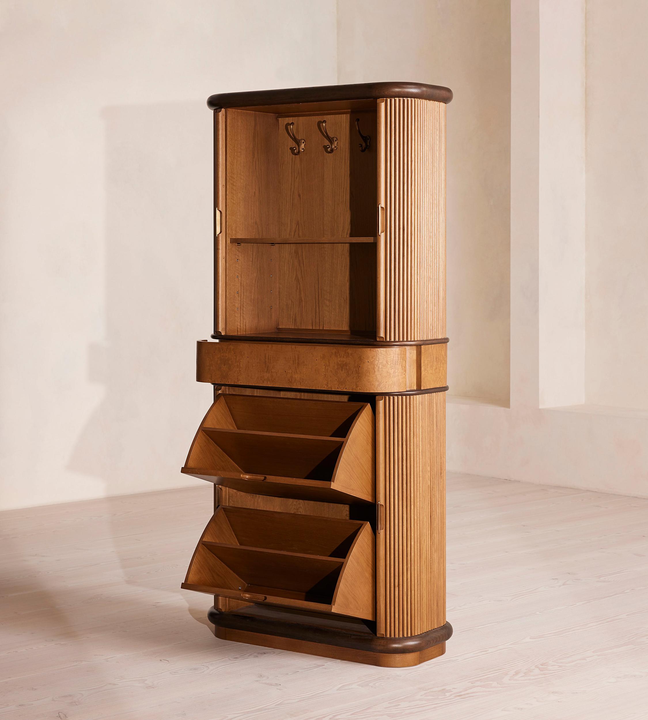 Dorian Entryway Closet