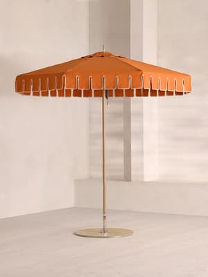 Tuuci Octagonal Parasol, White City House, US
