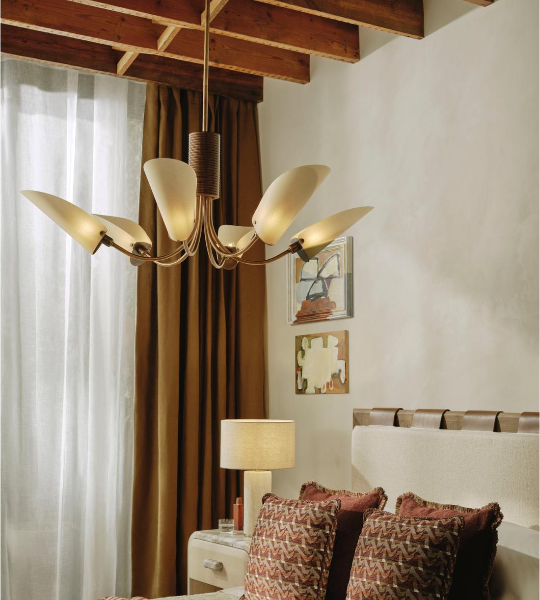 Truman Chandelier - US - Lifestyle - Image 1