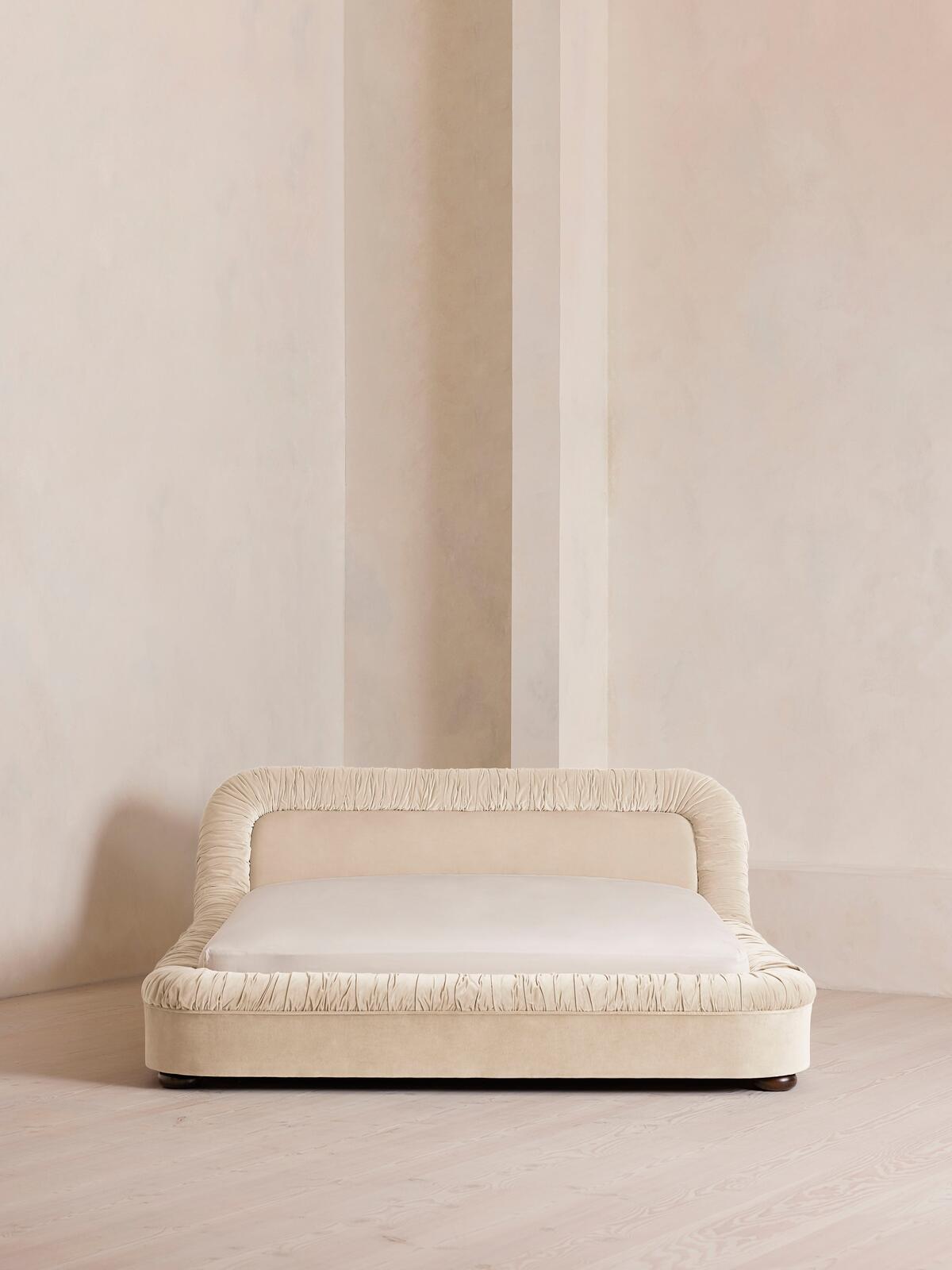 Vara Bed, Queen, Velvet, Porcelain, US - Soho Home