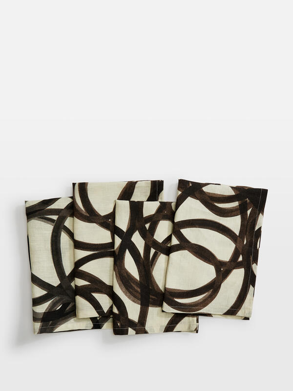 Suzannah Linen Placemats Swirl, Set of Four Soho Home